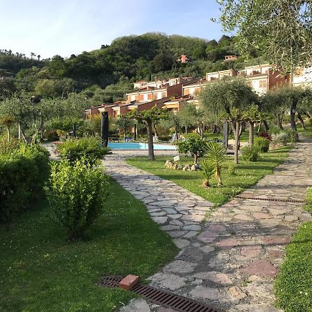 Апартаменты La Casa Fra Gli Ulivi Леричи Экстерьер фото