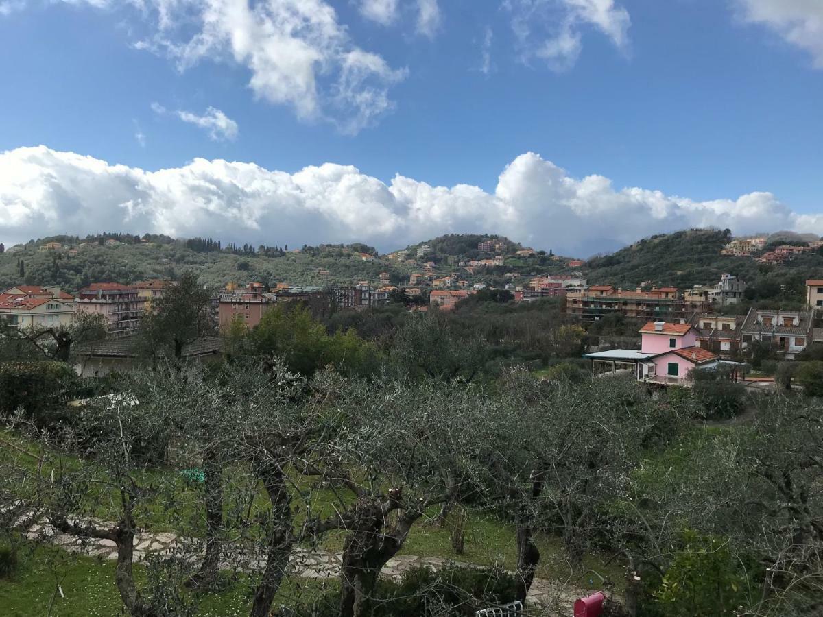 Апартаменты La Casa Fra Gli Ulivi Леричи Экстерьер фото